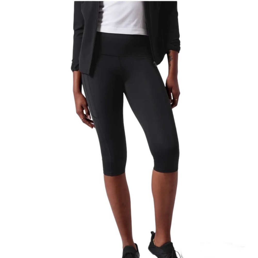 Athleta XS cropped leggings